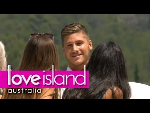 The girls go crazy for Dom (Boy) | Love Island Australia (2018) HD