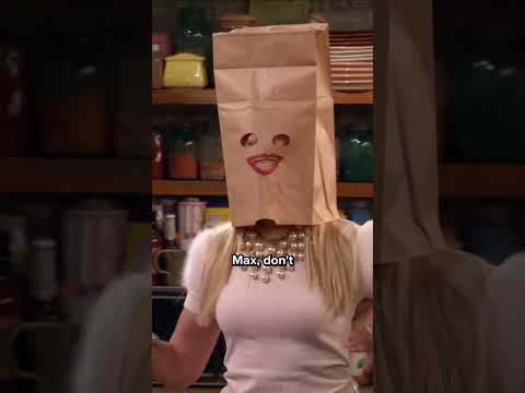 Max Can't Help Herself | #2BrokeGirls #Shorts