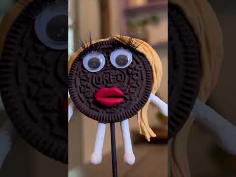 Hydrox vs Oreo 🤪 #meangirls #oreo #hydrox #cookies #reginageorge #memes #trending #yt #ytshorts