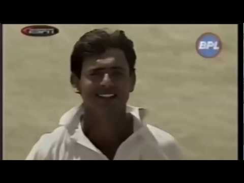 Saqlain Mushtaq Master of Doosra 5 wickets VS West Indies 2000 **RARE**