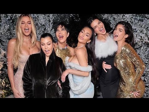 Christmas Gift Wrapping Wars: Did the Kardashians Go Too Far This Year? Who Won The War