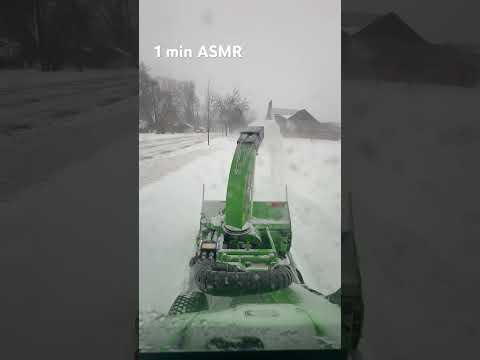 One minute of snowblowing ASMR! 😴😴#avant #asmr #best #snowplowing #snowblower