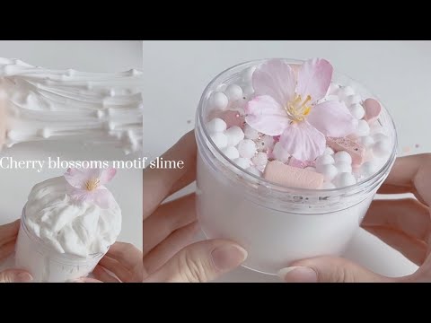 桜モチーフのスライムを触りながら雑談🩰🌸