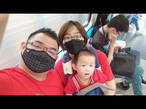 带小老板一次过去坐完免费的MRT,KTM和BUS.😊☺️