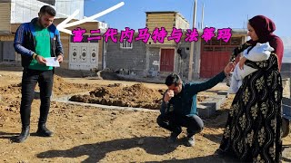 在大雨下摄影师帮助内马特建造房屋