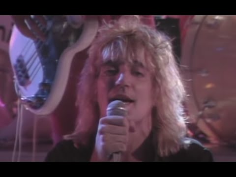 Rod Stewart - Ain’t Love A Bitch (Official Video)