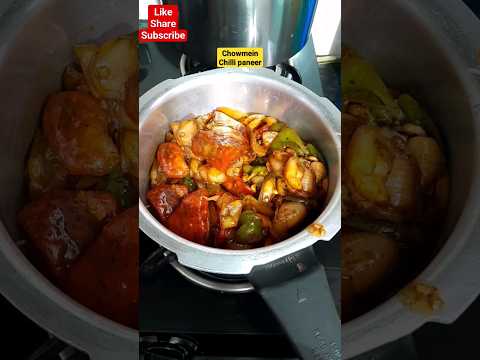 chowmein and chilli paneer l #chowmein #chillipaneer #fastfood #viral #youtubeshorts #shorts