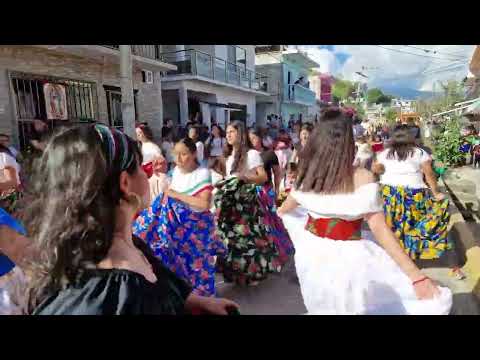 Las Naquitas le Bailan a La Virgen de Guadalupe en la Fiesta Patronal de Cerrillos de Diaz