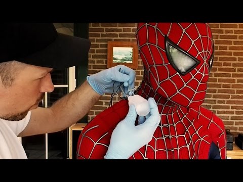 Making The Perfect Spidey Suit - Glueing the Webs