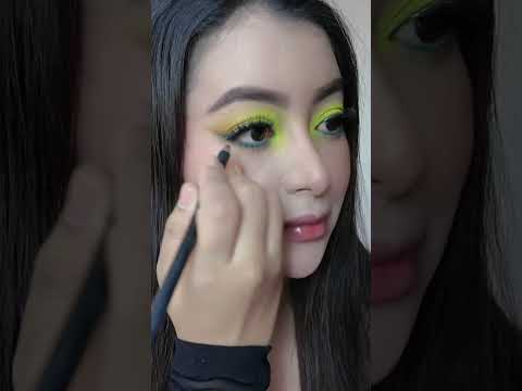 Maquillaje con colores neón #makeup