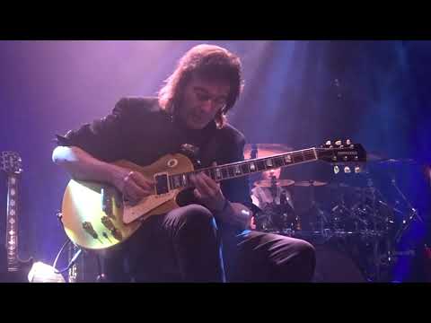 Steve Hackett - Carpet crawlers (Live in De Boerderij)