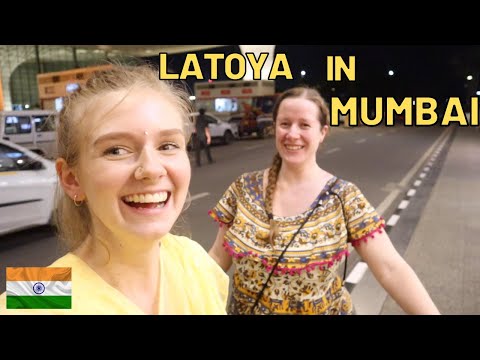 SHOWING MUMBAI TO MY FRIEND AND MAKING HER TRY INDIAN STREET FOOD!  ▹JenniJi