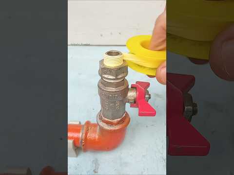 Only Pro Plumbers Know This Trick. How to Install Flexible Hoses Correctly #shorts #plumbing #skills