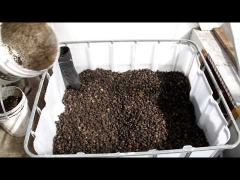 How To Build an IBC Wicking Bed -  DIY  - Part 4