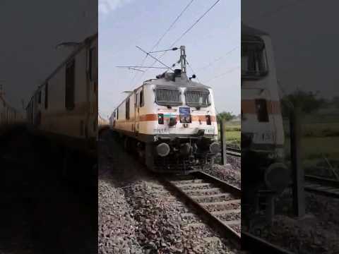 HIGH SPEED TRAIN CROSSING video #Indian Railways #shorts