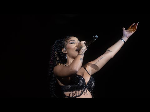 Shenseea explains what kind of man she likes