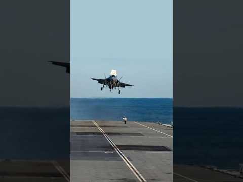 F-35 failed carrier landing F-35空母着陸失敗  #失敗 #戦闘機 #空母 #f35 #animation #fighterjet #aircraftcarrier