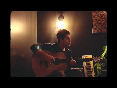 Lampposts - Mitchel Dae (live acoustic)