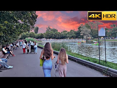 Moscow's Glorious Sunset Walk - 2024 🇷🇺 A Russian Autumn [4K HDR]