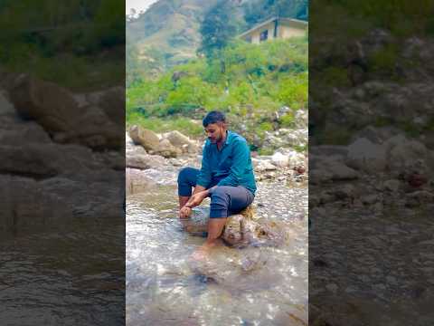 Ghumi Ghumi 🥰 #travel #snowfall #snow #mountains #kasol #travelvlog #reels #sonu #love #jaimatadi