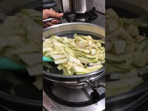 Zucchini pasta salad is one of my favourite #cookingvideo #indiankitchen #pastarecipe