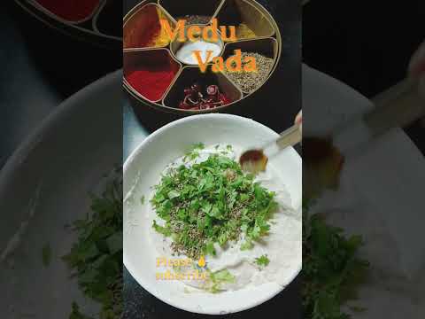 Medu Vada Recipe #@Homestylecooking2848 #Shortvideo#सांबर वड़ा