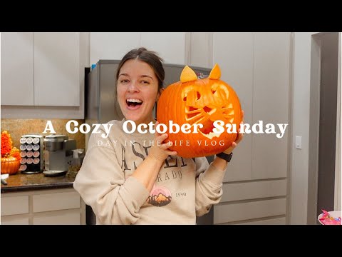 October Sunday Vlog | Carving Pumpkin, Cinnamon Rolls, Crockpot roast, & football