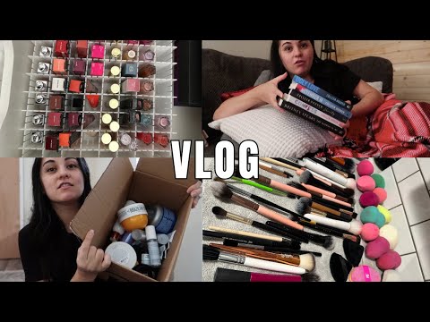 VLOG: Getting Stuff Done At Home☑️ Organizing Makeup, Empties🗑️ & More!