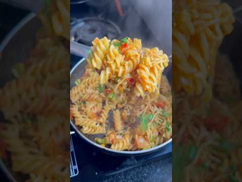 #funnyvideo #pasta #maggi #funnyfoods#foodreels #viralfood #gharkakhana #viralfood #trending