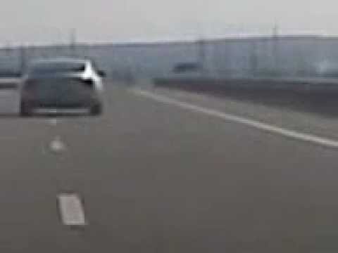 Skoda Superb 1.8 TSI - 210km/h, chasing a Bentley (unfortunately really bad video quality)