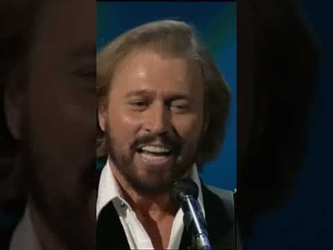 “Islands In The Stream” 🏝️🌊 Written by Barry, Robin and Maurice Gibb 🩵