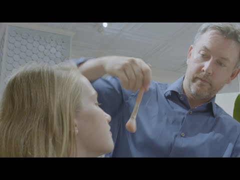 Dads Take Makeup Classes With Their Daughters | Iris