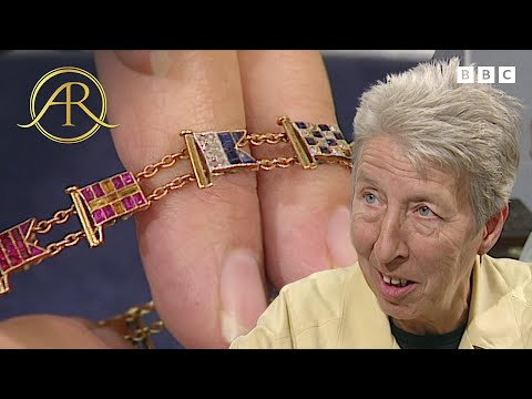 125-Year-Old Signal Flag Jewellery Worth Thousands | Antiques Roadshow