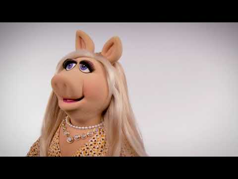 Muppet Thought of the Week ft. Miss Piggy | The Muppets