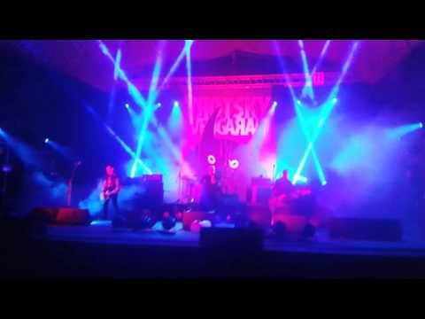 Trotsky Vengaran - Casi Místico En Vivo (Trotsky Horror Show)