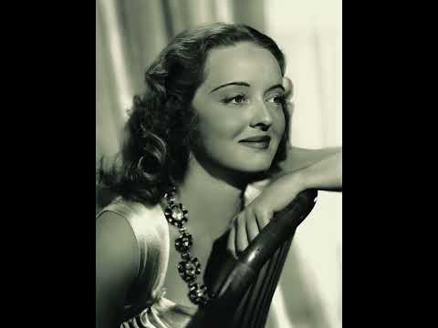 "Bette Davis: The Fierce Legend of Hollywood 🌟"