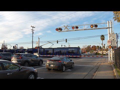 SACRT Light Rails | Florin Perkins Rd. Railroad Crossing, Sacramento CA