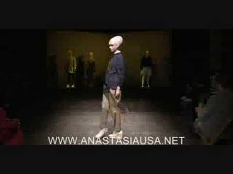 Undercover Fall-Winter 08-09 Runway Show (Part 1 of 3)