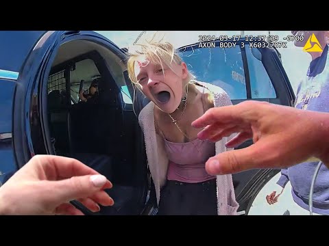 Woman Crosses the Line, Fights Cashier, and Ends Up Facing the Police