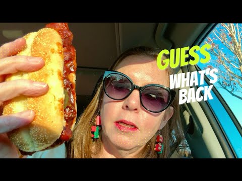 The McRib is back!! #mcdonalds #eatwithme #mcrib #mcdonaldsreview #limitedtime #foodie #foodreviews