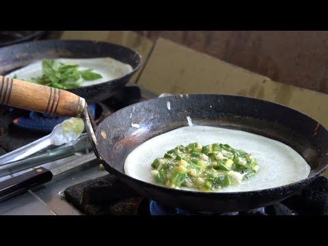 Freshly Made Omelette Crust Tastes Different ! 傳統麵糊蛋餅 , 現做的蛋餅皮健康又好吃  - Taiwanese Street Food