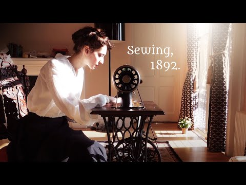 I bought a (Working!) Victorian Sewing Machine 😯 | 1892 Singer Treadle