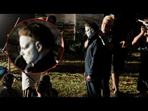 Original Shape / Myers Mask (1978 Flashback) on the HALLOWEEN KILLS (2021) Set