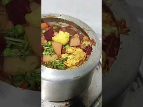 Paw bhaji easy method of pressure cooker #mouthwatering #pawbhaji #anima #alluarjunstatus #pushpa2