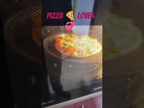 #trending #pizzalover #pizza #pizzatime