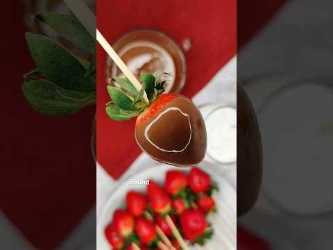 The BEST HACK for chocolate covered strawberries! #shorts