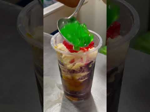 Isla Halo-Halo is a big hit over at #SugboMercado! This local #halohalo start-up is a big hit. #yum