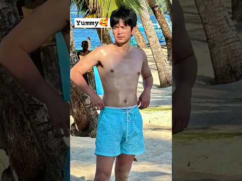 Joshua Garcia Topless sa Siargao