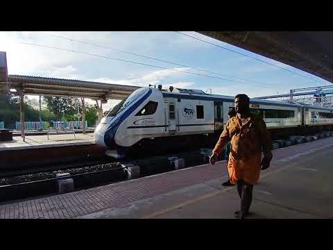 Vande Bharat Train 🚂🚆 | Virudhunagar Station| #vandebharatexpress #tamilnadu