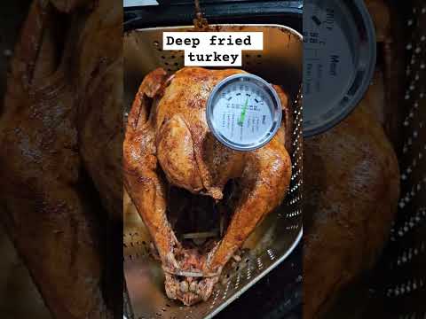 Deep fried turkey,  so juicy and delicious #foodie #deepfried #turkey #thanksgiving #shorts